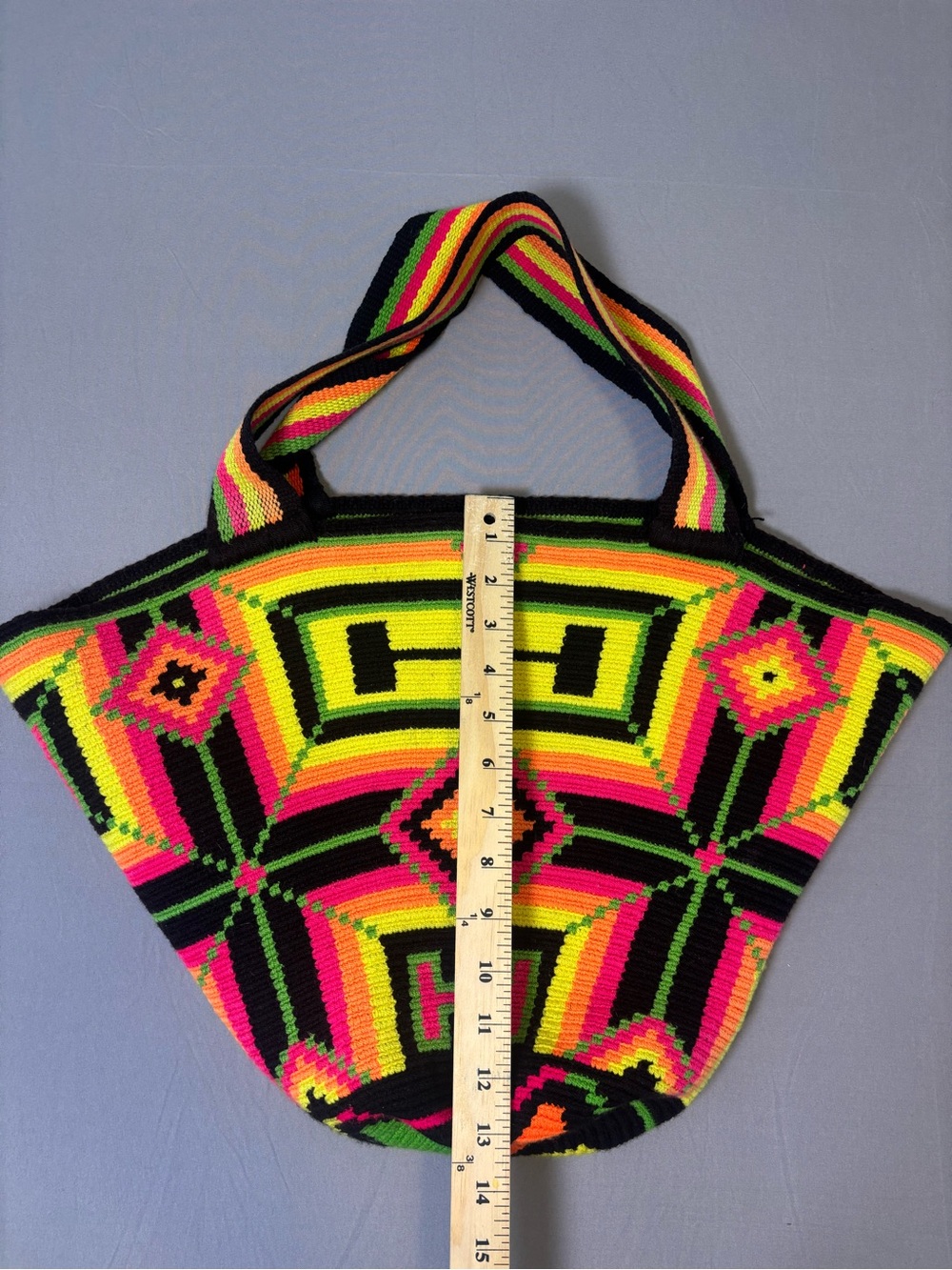 Gorgeous Wayuu Mochila Handwoven Neon Multicolor Geometric Tote Bag - Picture 3 of 6